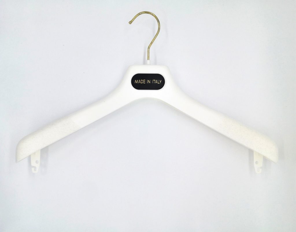 Recycled plastic  hanger model PM42 Laba 